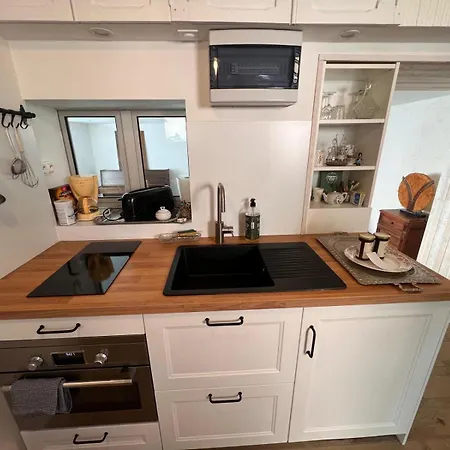 2 Personnes Rez-de-chaussee Avec Patio